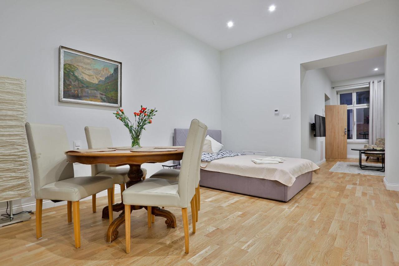 Art Palace Apartments Красков Екстериор снимка