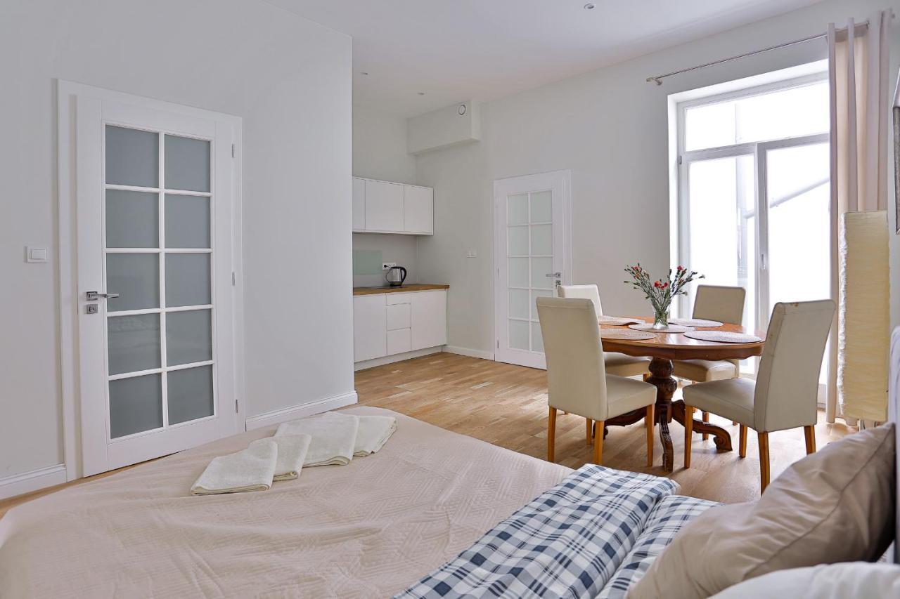 Art Palace Apartments Красков Екстериор снимка