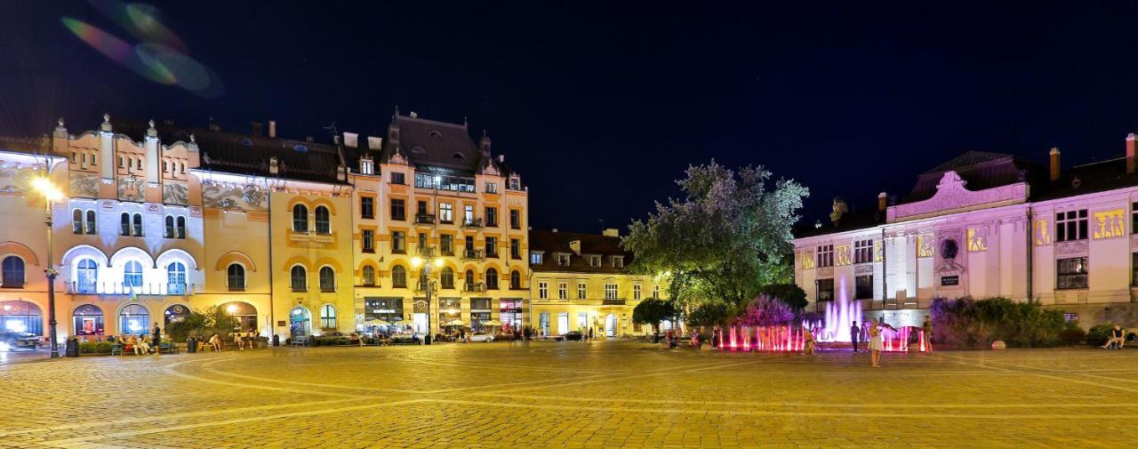 Art Palace Apartments Красков Екстериор снимка