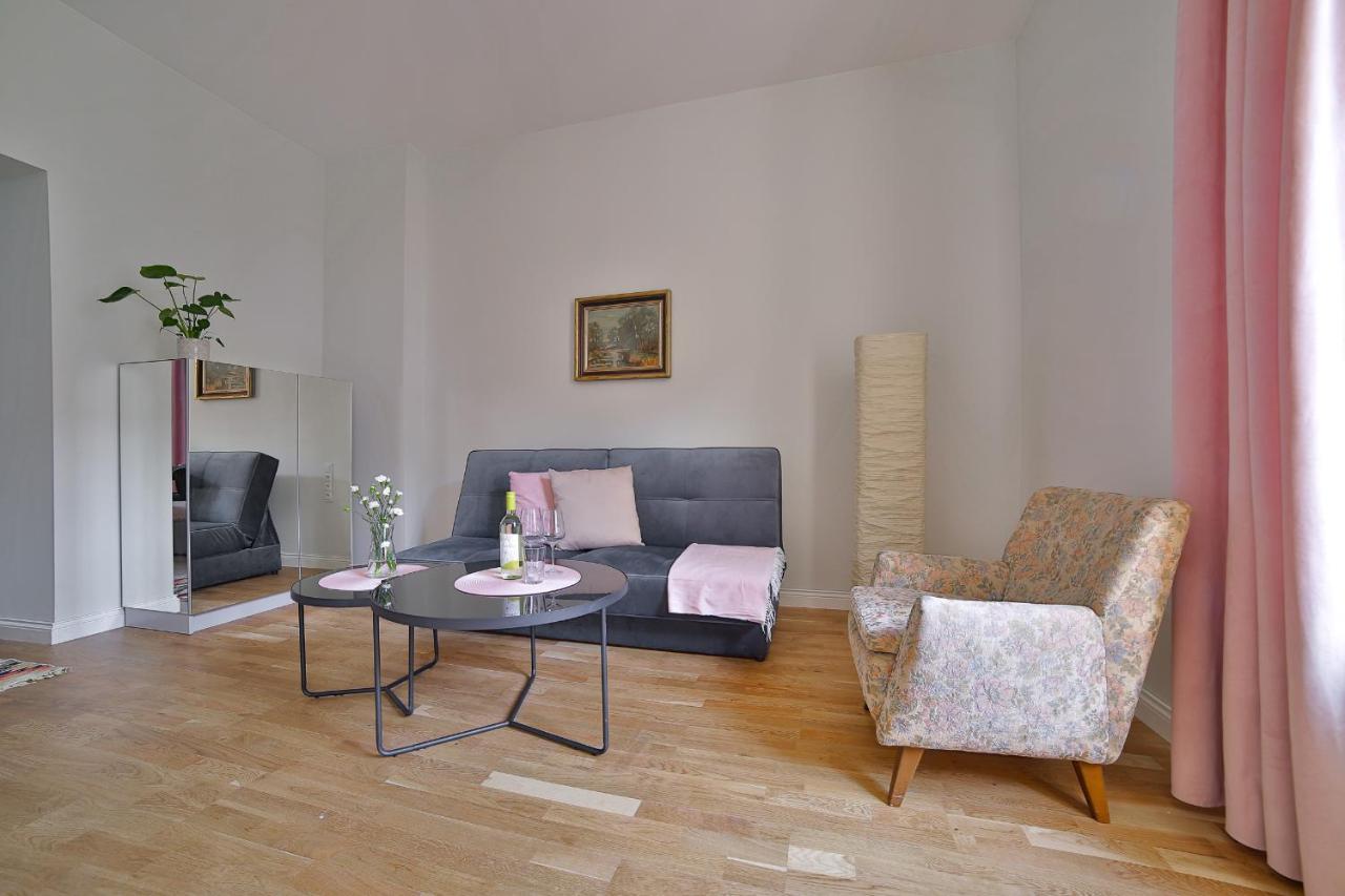 Art Palace Apartments Красков Екстериор снимка